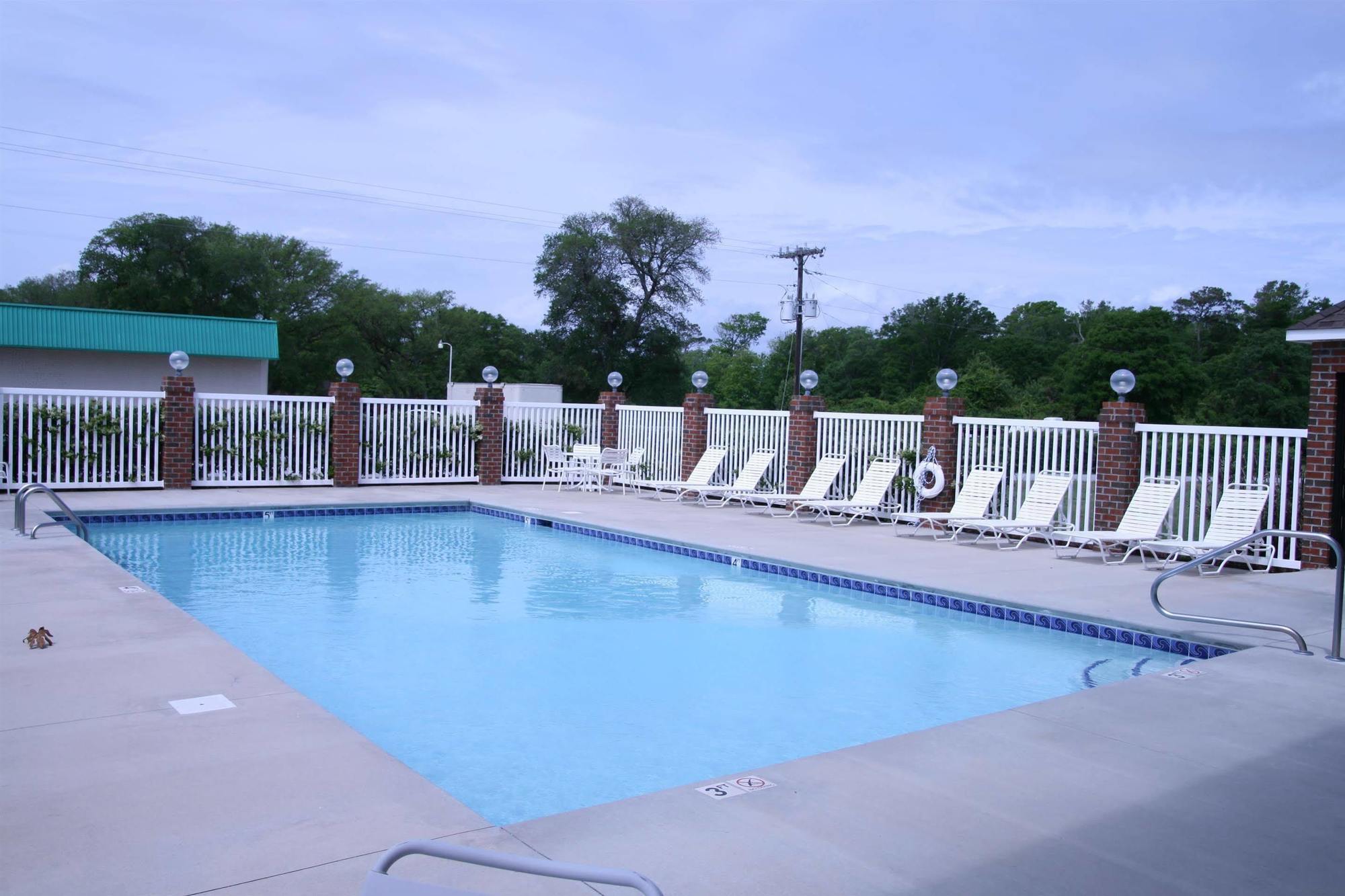 Best Western Plus Swansboro Exterior foto